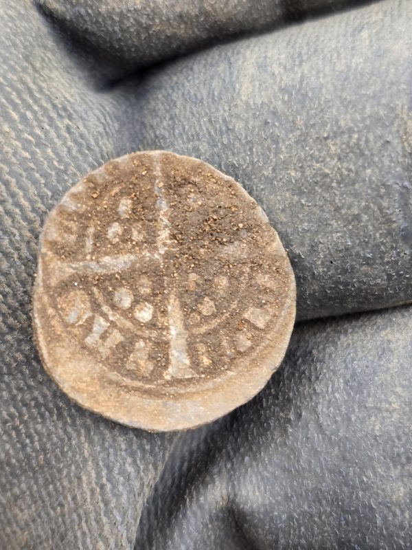 Next Dig Sunday 5 October Kirk field Strathmiglo - Image 2